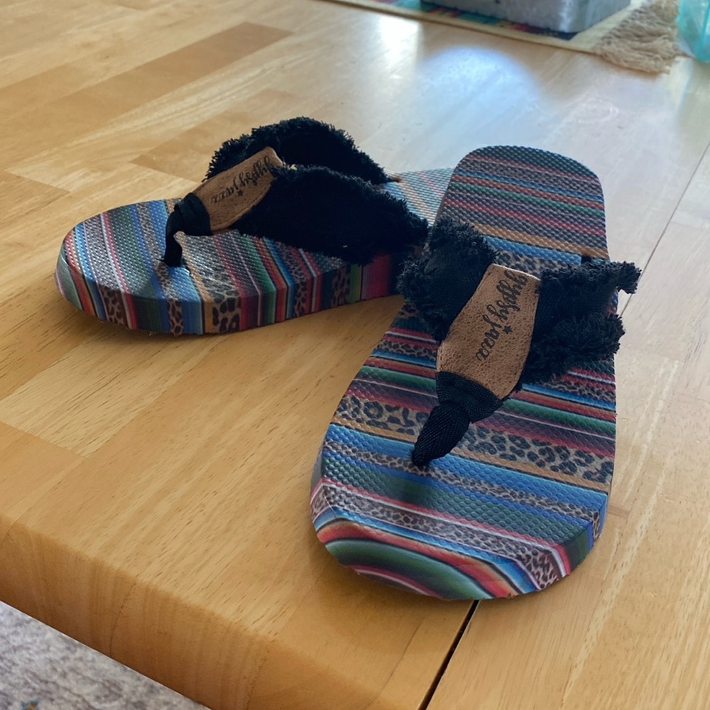 beach sandal/thongs